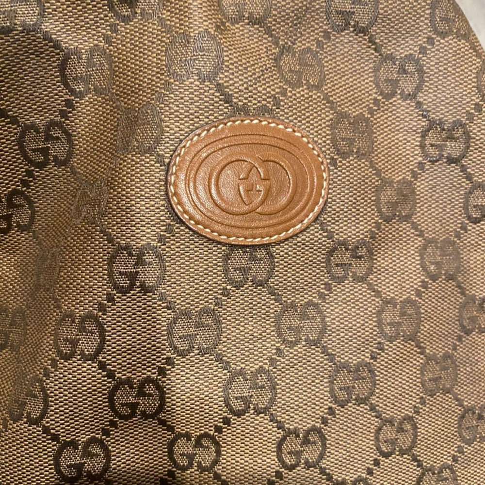 Authentic Gucci Bucket Bag - Picture 5 of 12